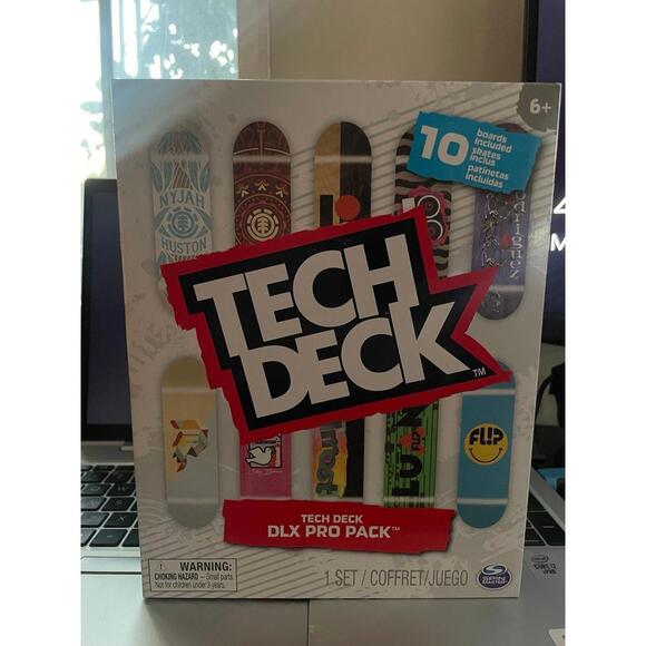 Tech Deck DLX Pro Pack Con 10 Fingerboard – Tavole Ufficiali Da Collezione Per Skater Dai 6 Anni